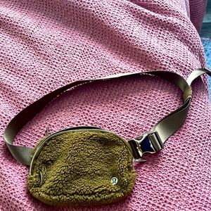 Lululemon Belt Bag in brown sherpa